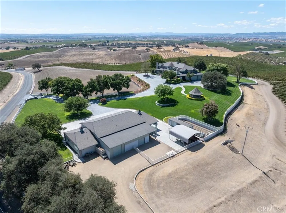 8283 Cross Canyons Road San Miguel, CA 93451