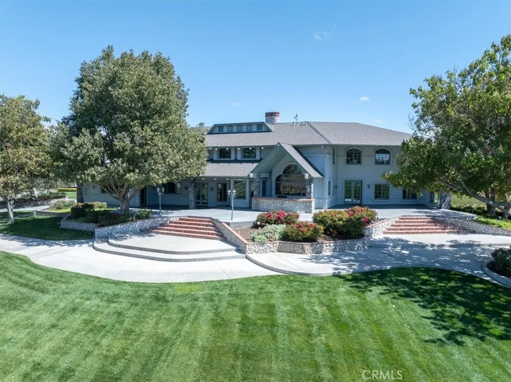 8283 Cross Canyons Road San Miguel, CA 93451