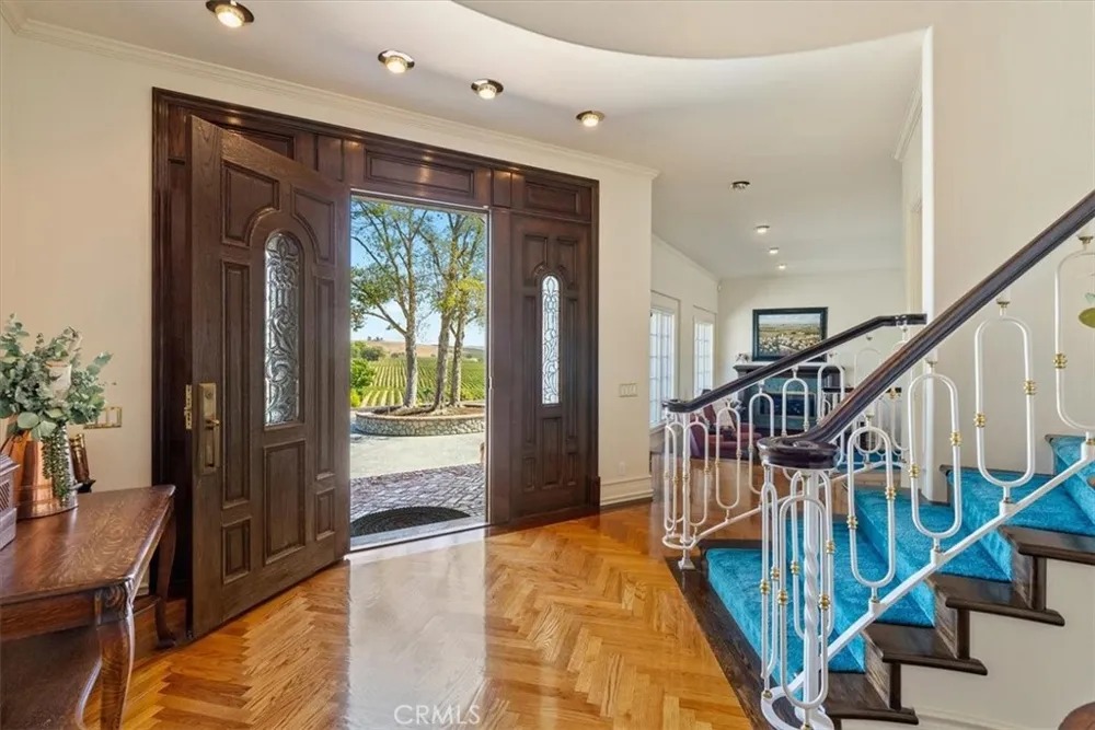 8283 Cross Canyons Road San Miguel, CA 93451