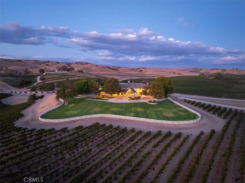 8283 Cross Canyons Road San Miguel, CA 93451