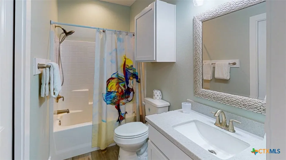 1813 S 11th Street #106 Port Aransas, TX 78373