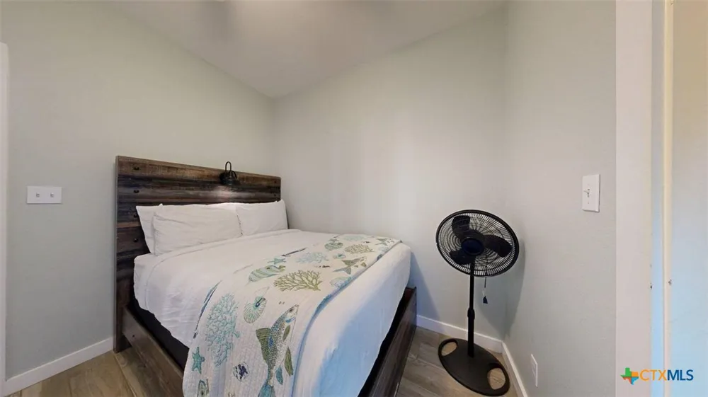 1813 S 11th Street #106 Port Aransas, TX 78373
