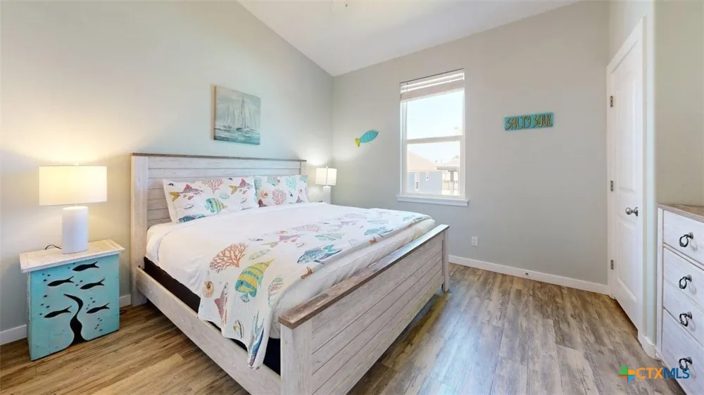 1813 S 11th Street #106 Port Aransas, TX 78373