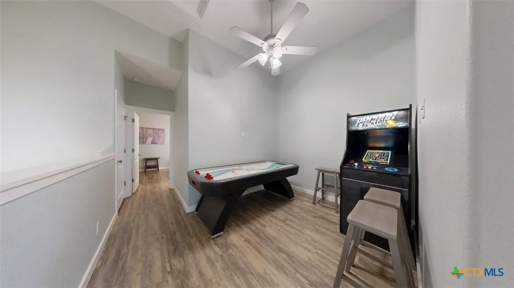 1813 S 11th Street #106 Port Aransas, TX 78373