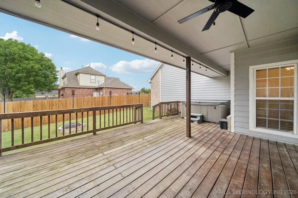814 S Tall Chief Avenue Skiatook, OK 74070