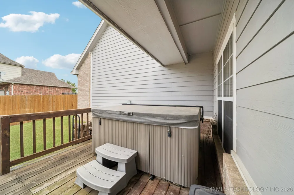 814 S Tall Chief Avenue Skiatook, OK 74070