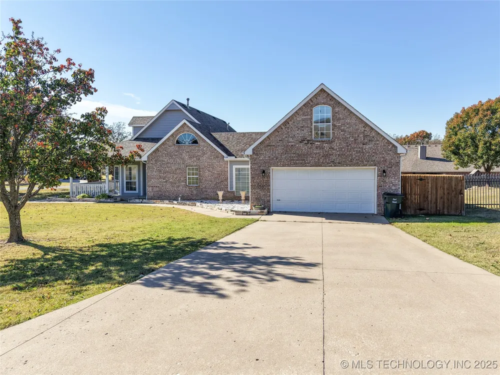 814 S Tall Chief Avenue Skiatook, OK 74070