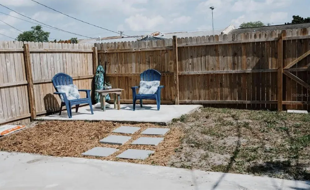 265 W TOWNE PLACE Titusville, FL 32796