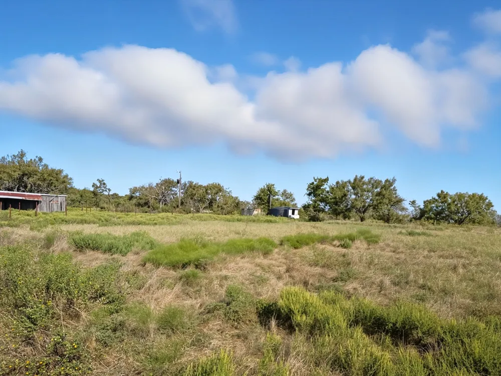 FM 221 Pottsville, TX 76565