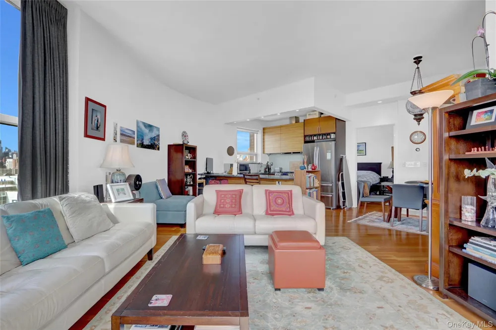 11-24 31st Avenue #10E Long Island City, NY 11106
