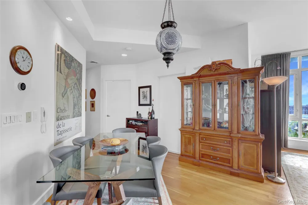 11-24 31st Avenue #10E Long Island City, NY 11106