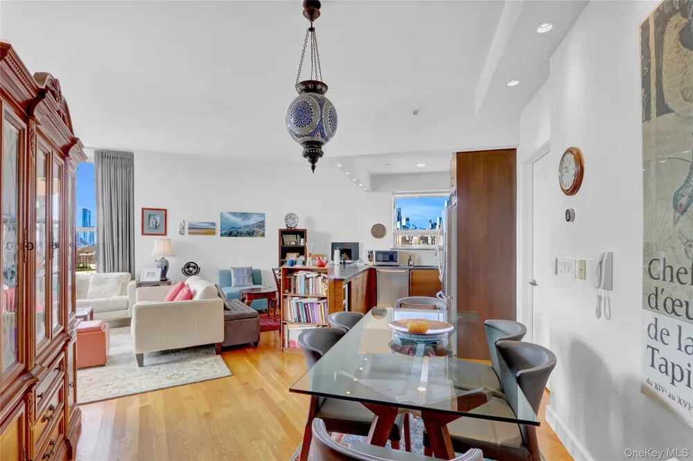 11-24 31st Avenue #10E Long Island City, NY 11106