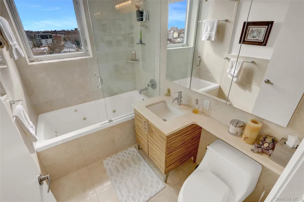 11-24 31st Avenue #10E Long Island City, NY 11106