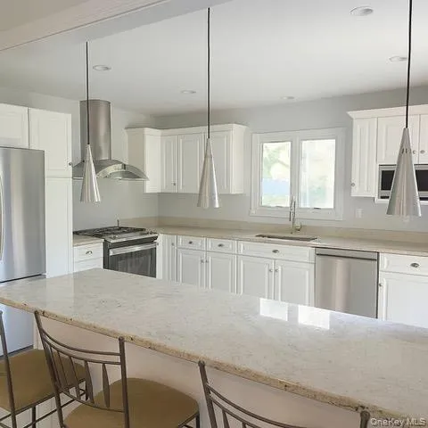 6 Adele Boulevard Spring Valley, NY 10977