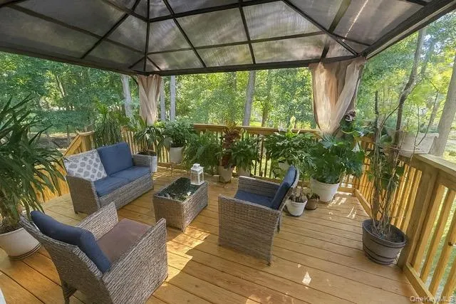 6 Adele Boulevard Spring Valley, NY 10977