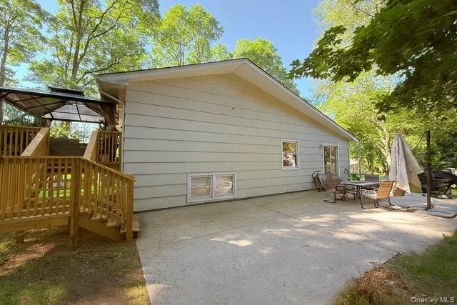 6 Adele Boulevard Spring Valley, NY 10977