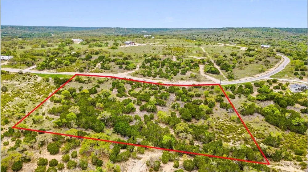 1200 Lipan Apache Run Blanco, TX 78606