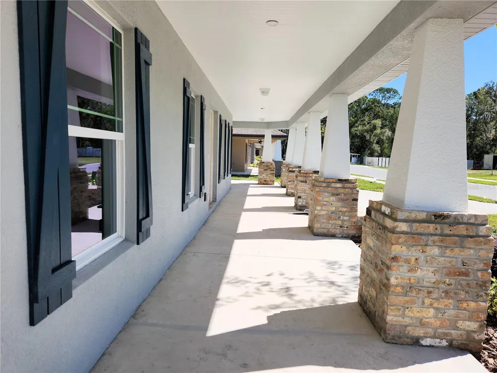 416 SHANNON ESTATES COURT Plant City, FL 33563