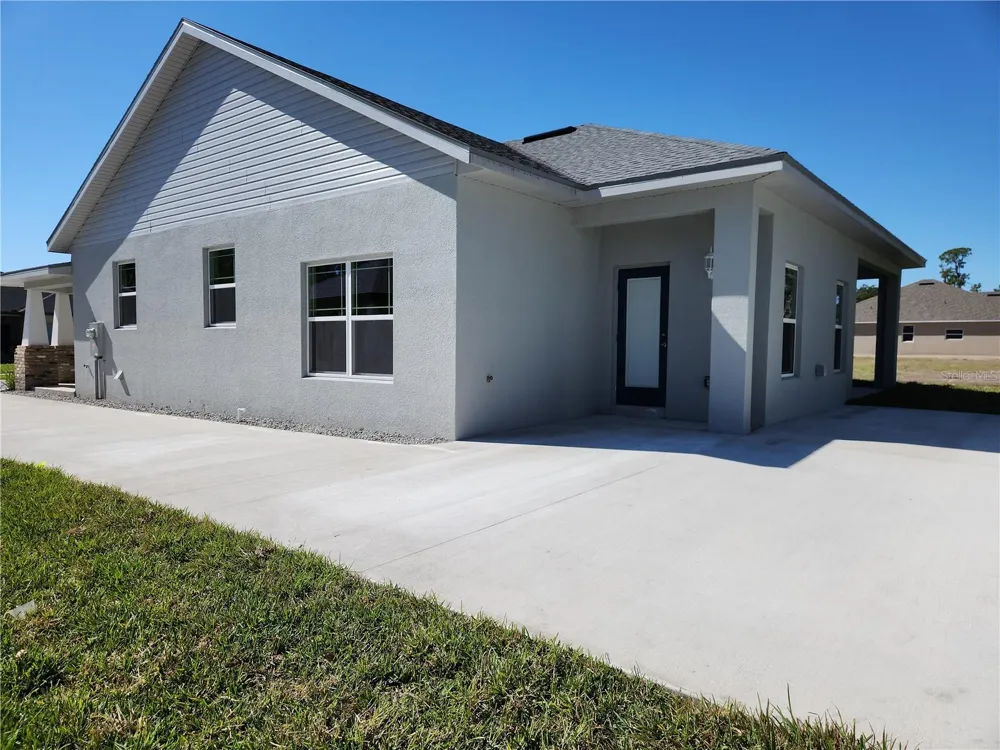 416 SHANNON ESTATES COURT Plant City, FL 33563