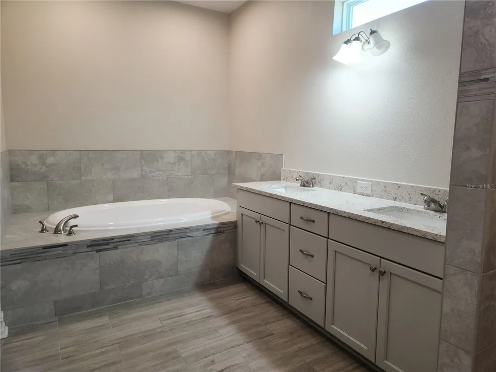 416 SHANNON ESTATES COURT Plant City, FL 33563