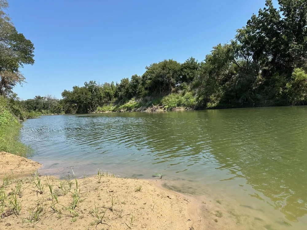 105 Winding River Road Kempner, TX 76539