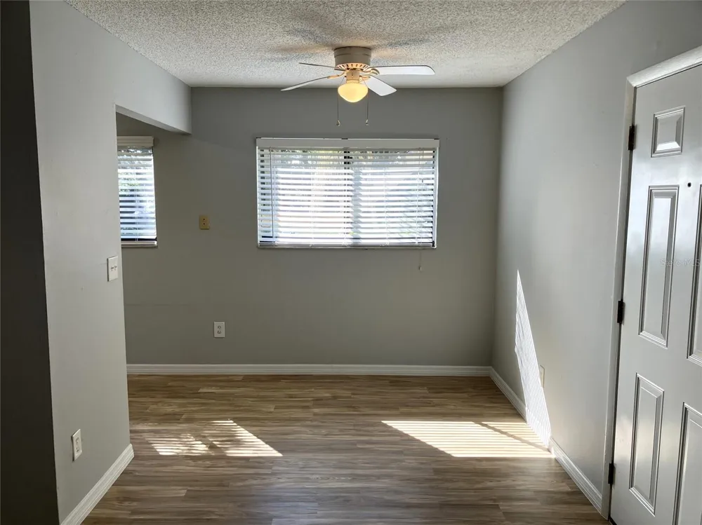 11703 RAINTREE VILLAGE BOULEVARD #B Temple Terrace, FL 33617