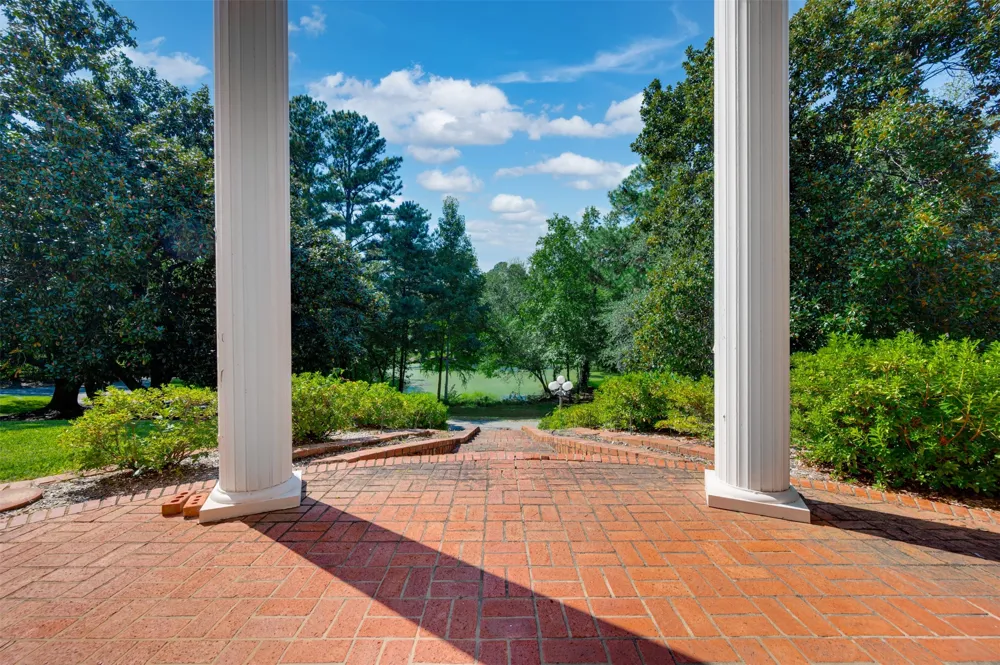 2900 S Robertson Avenue Tyler, TX 75701