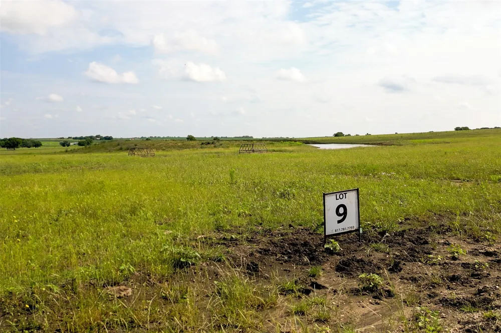 Private Road 415 Road #Lot 9 Covington, TX 76636