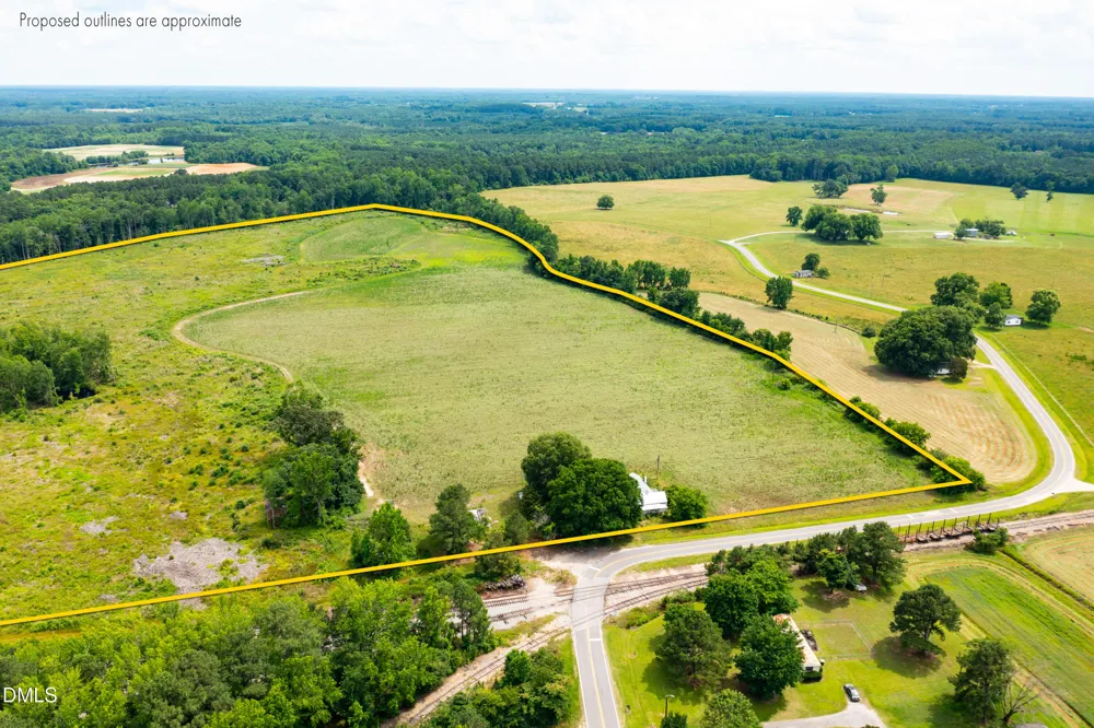555 Corbett Road Nashville, NC 27856