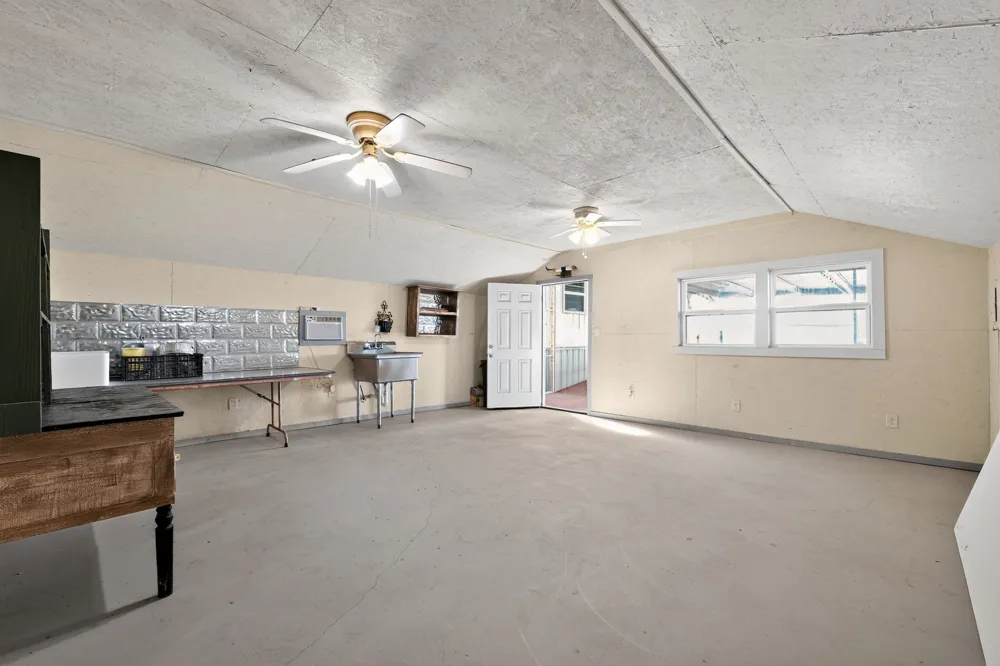 5485 State Highway 7 Marlin, TX 76661