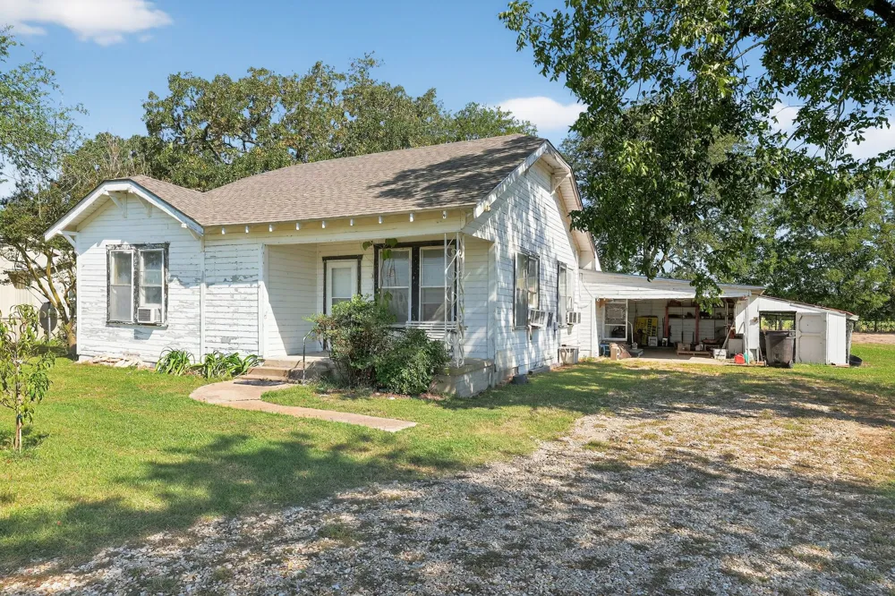 5485 State Highway 7 Marlin, TX 76661