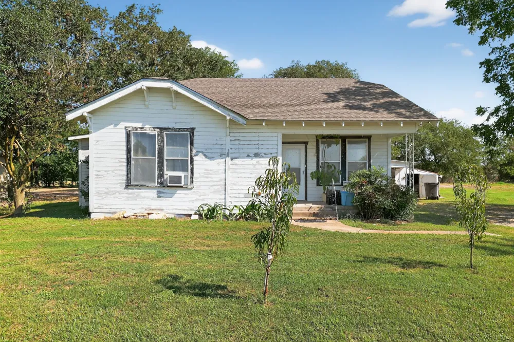5485 State Highway 7 Marlin, TX 76661