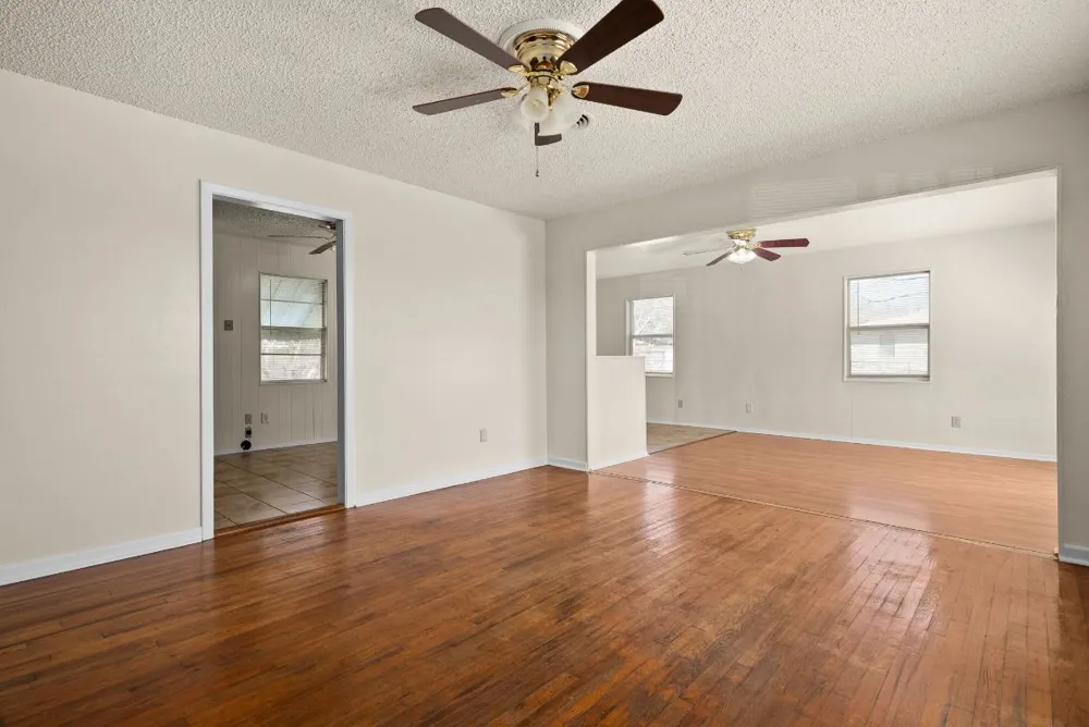 302 Easy Street Copperas Cove, TX 76522