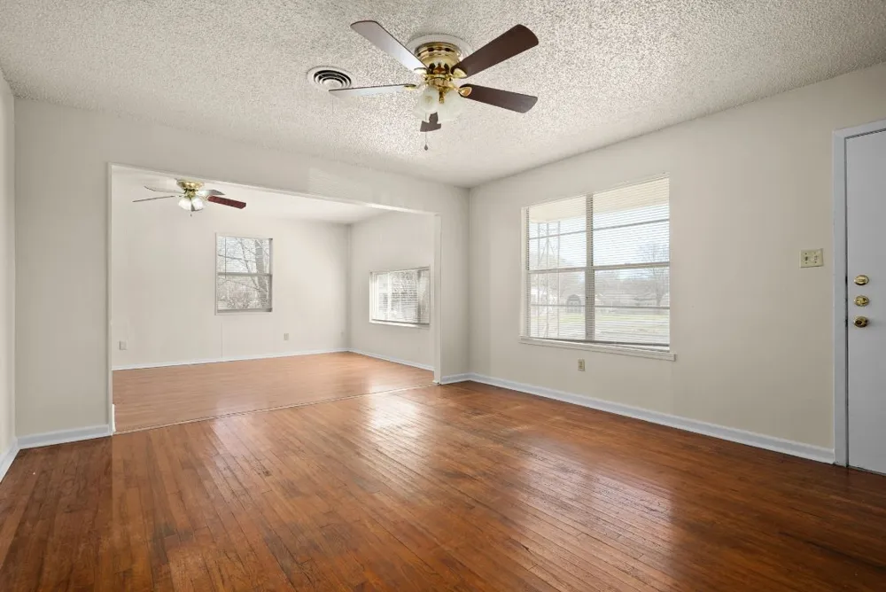 302 Easy Street Copperas Cove, TX 76522
