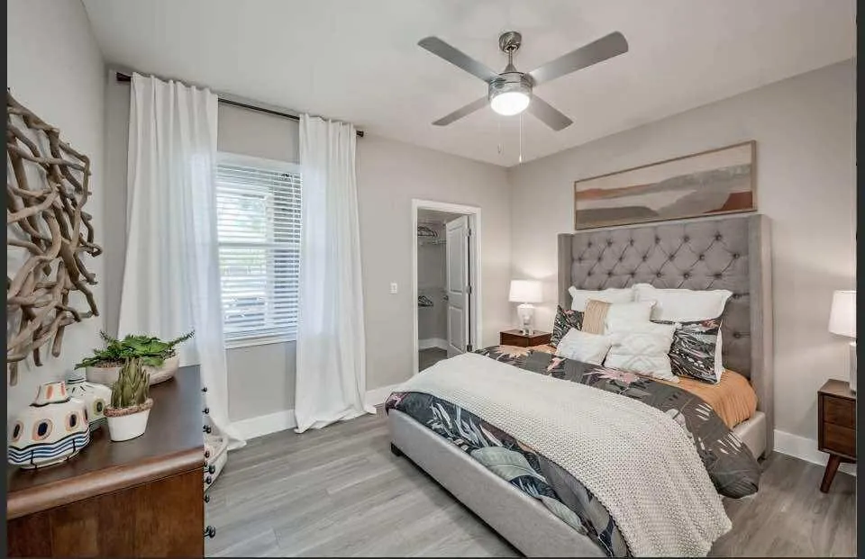 529 Barker Clodine Road #Juniper Houston, TX 77094