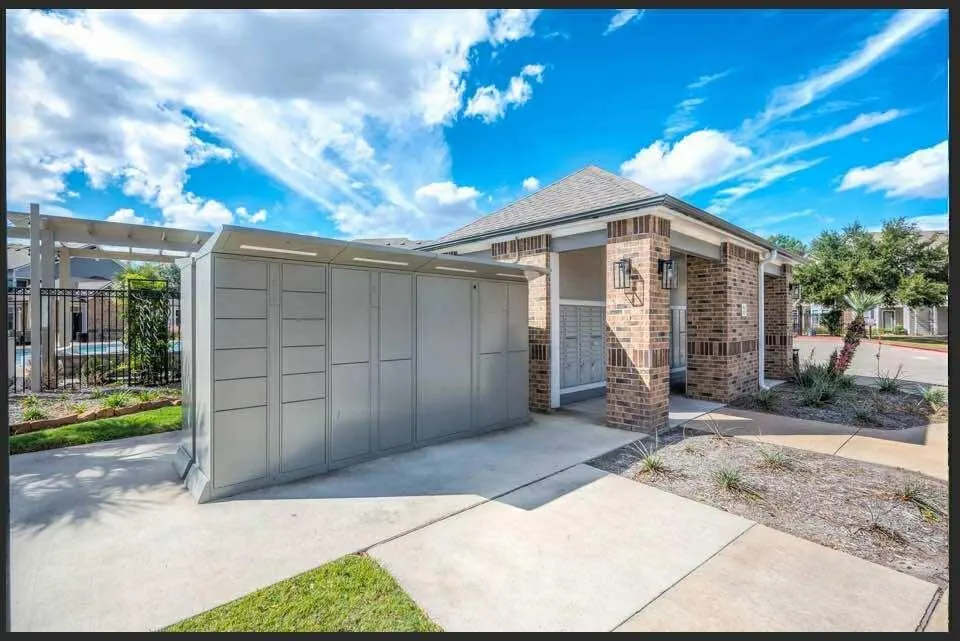 529 Barker Clodine Road #Juniper Houston, TX 77094
