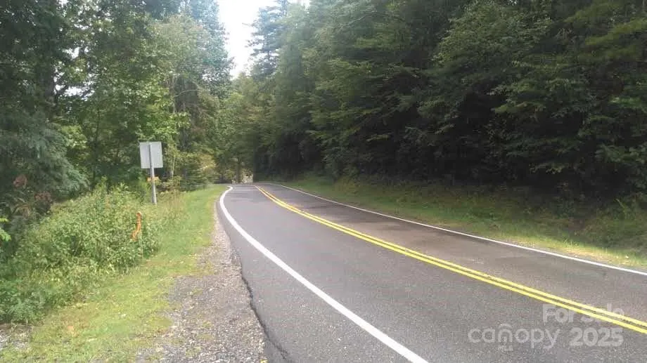 7360 NC 183 Highway Newland, NC 28657