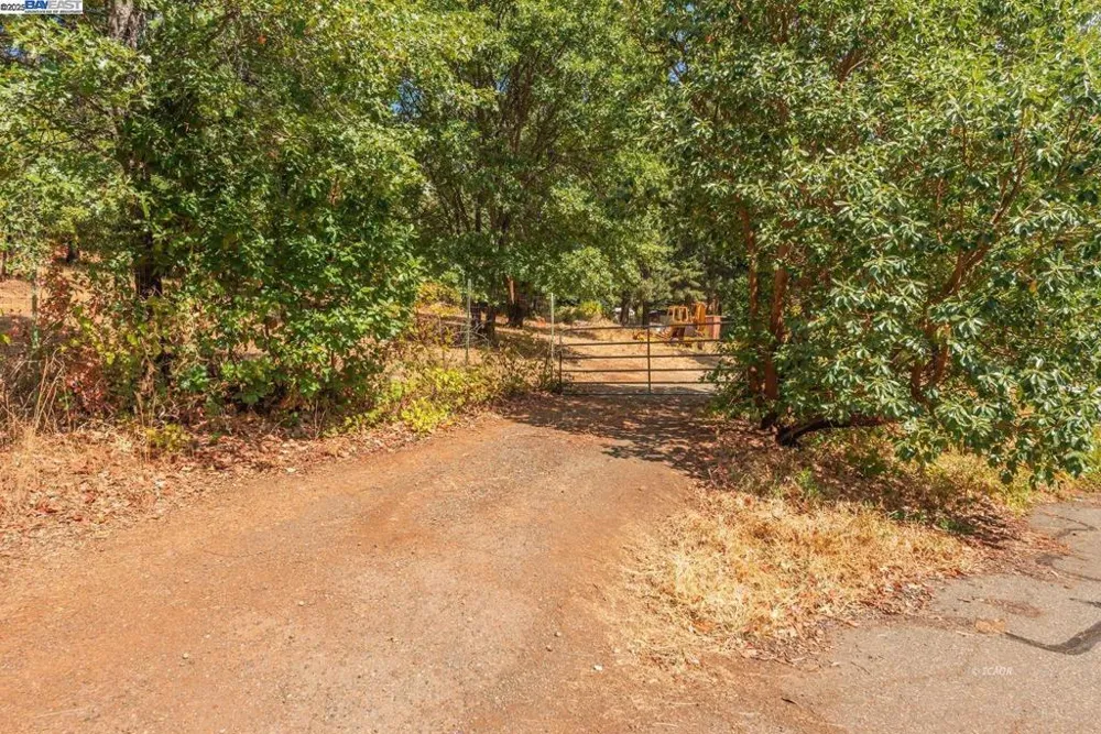 171 Connor Creek Rd Junction City, CA 96048