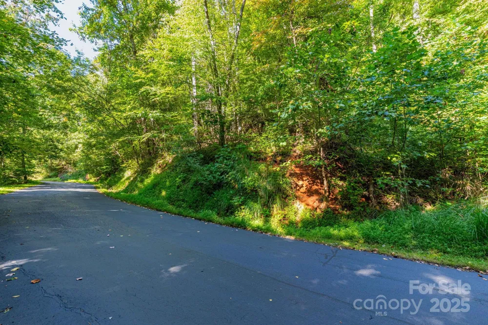 300 Running Deer Lane #70 Mars Hill, NC 28754