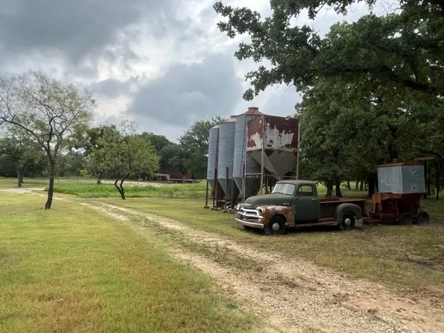 3739 CR 2160 Iredell, TX 76649