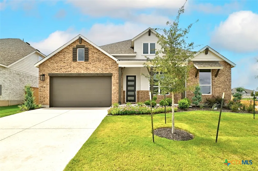 122 Stock Pond Trail Kyle, TX 78640