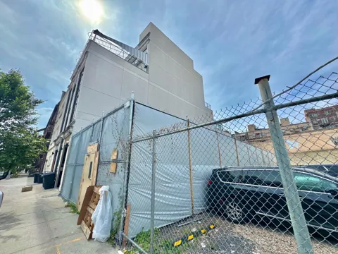 102 Walworth Street