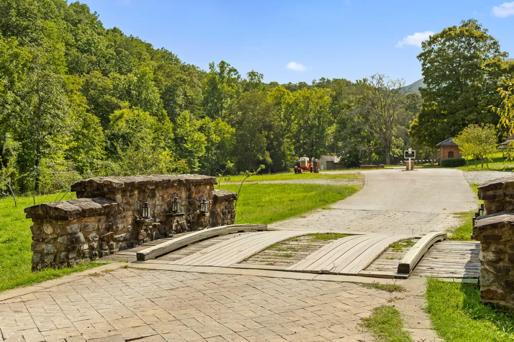 Cloudland Trace Chickamauga, GA 30707