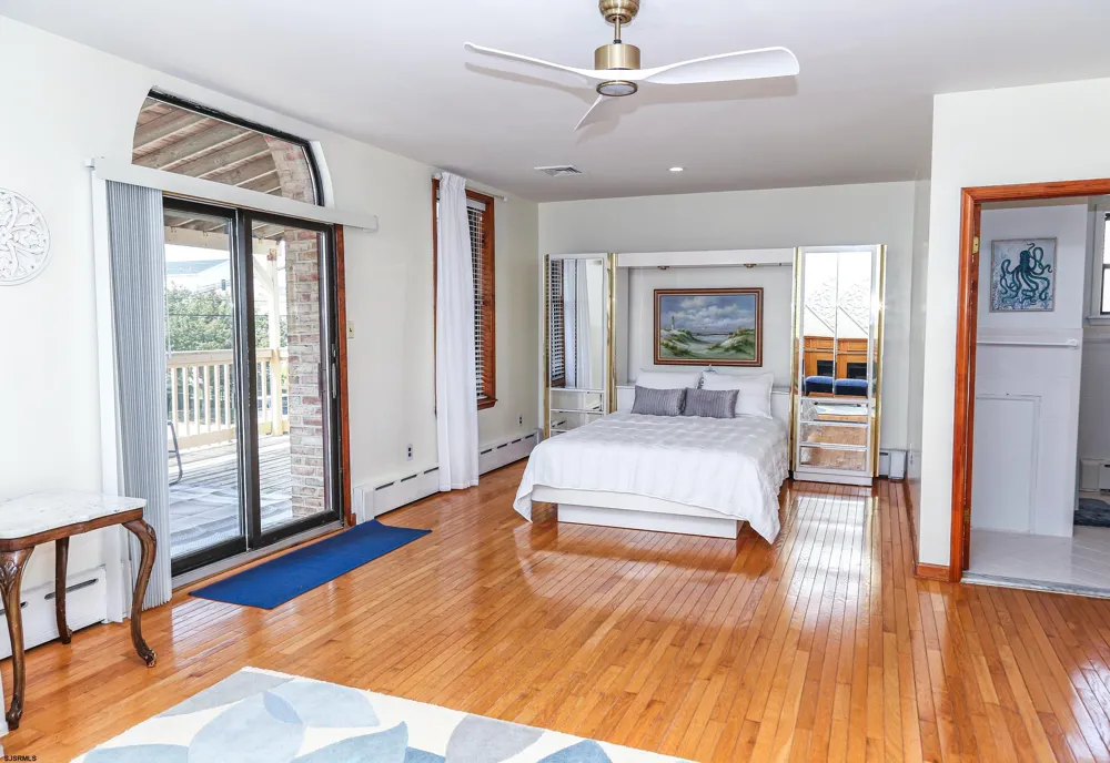 243 6th St S Street Brigantine, NJ 08203
