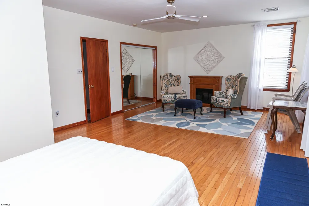 243 6th St S Street Brigantine, NJ 08203