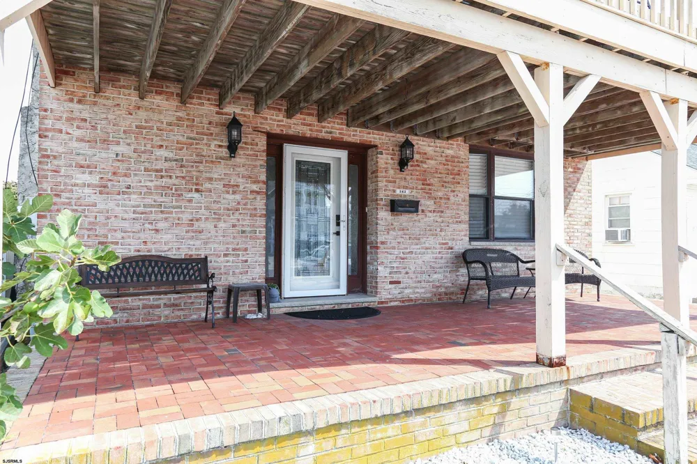 243 6th St S Street Brigantine, NJ 08203