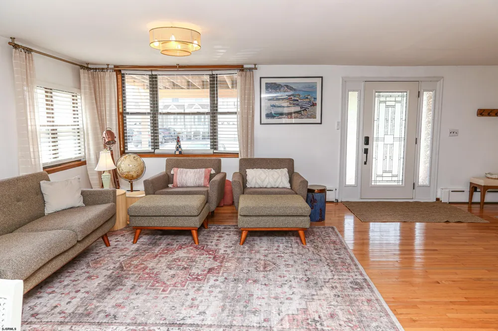 243 6th St S Street Brigantine, NJ 08203