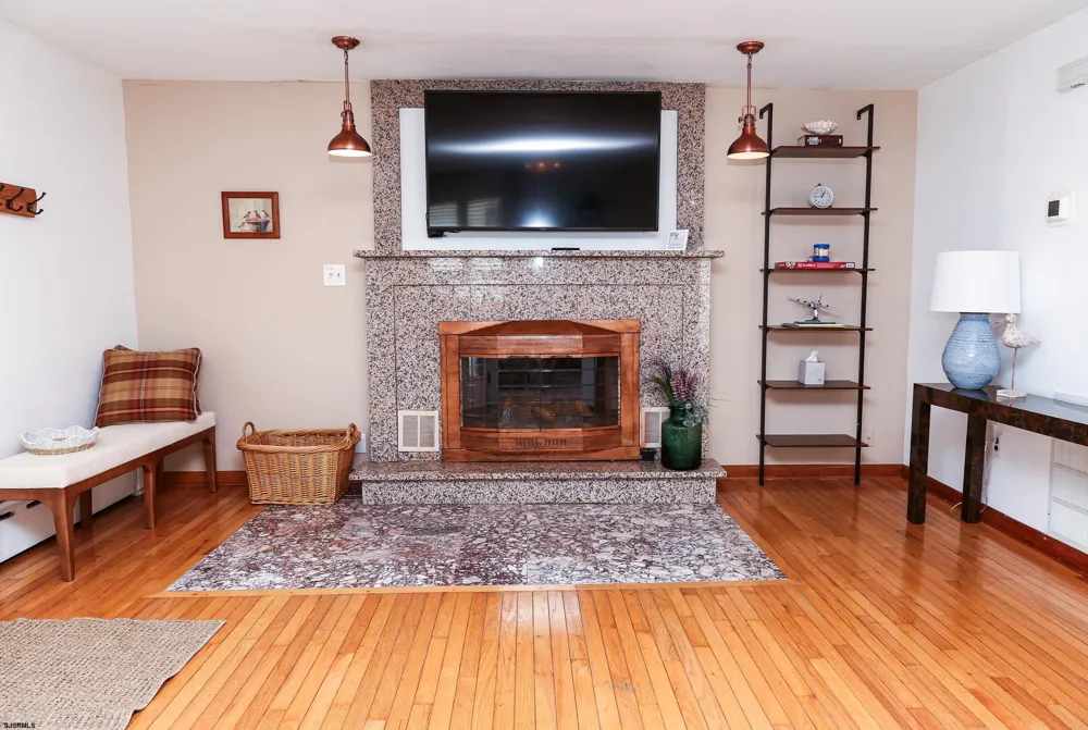 243 6th St S Street Brigantine, NJ 08203