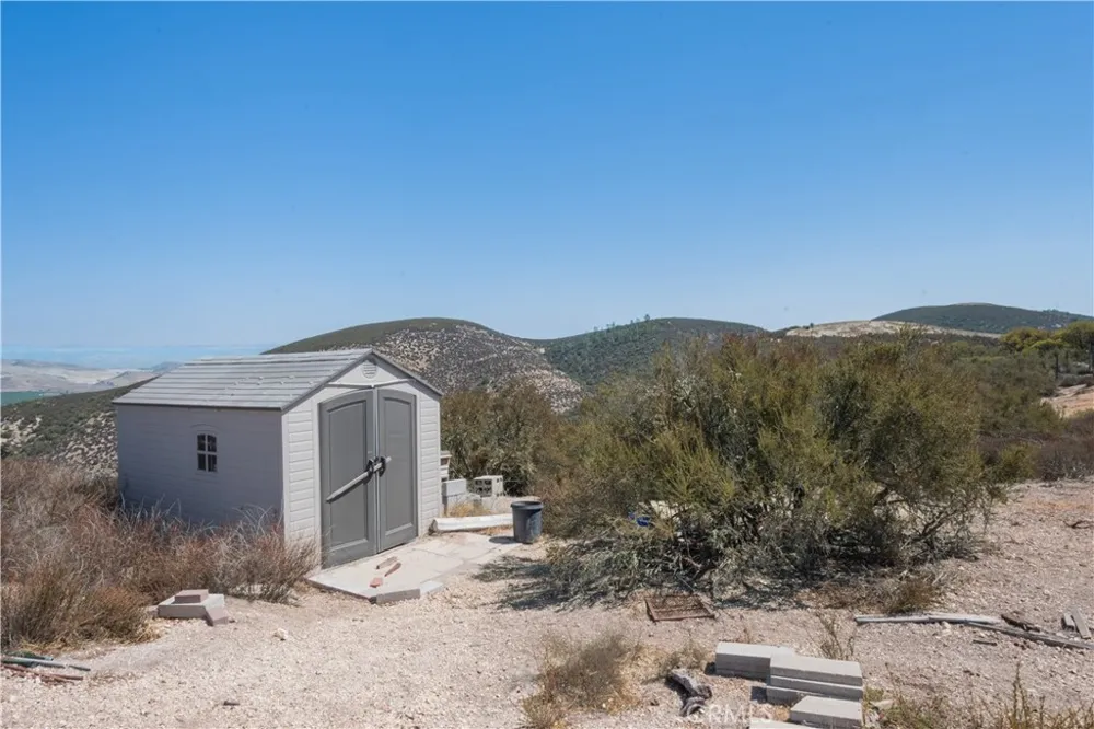 71778 Jolon Road Bradley, CA 93426