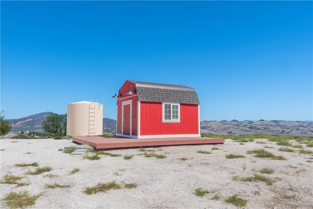 71778 Jolon Road Bradley, CA 93426